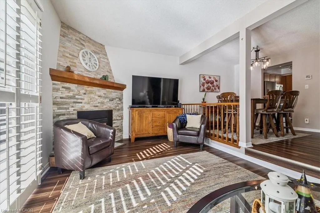 15 Ellington Avenue, #5