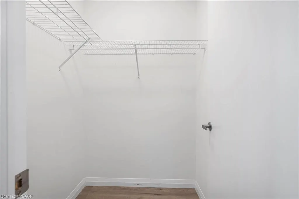 60 Charles Street W, #2405