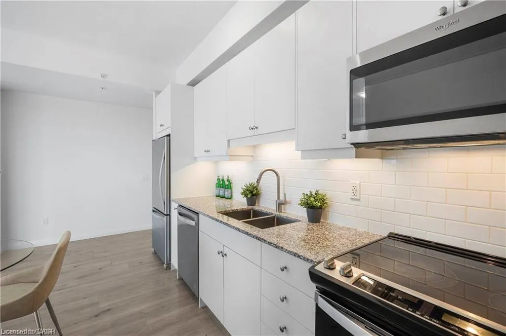 60 Charles Street W, #2405