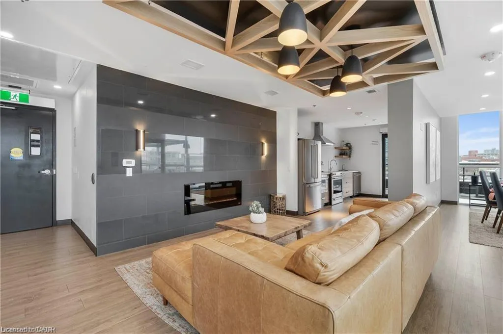 60 Charles Street W, #2405