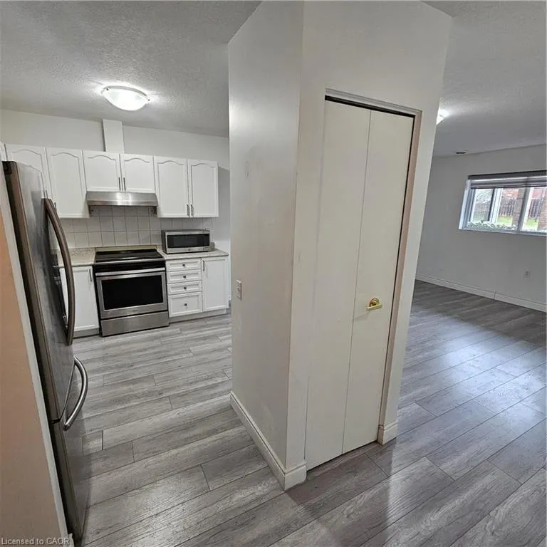 345 Briarmeadow Drive, #101