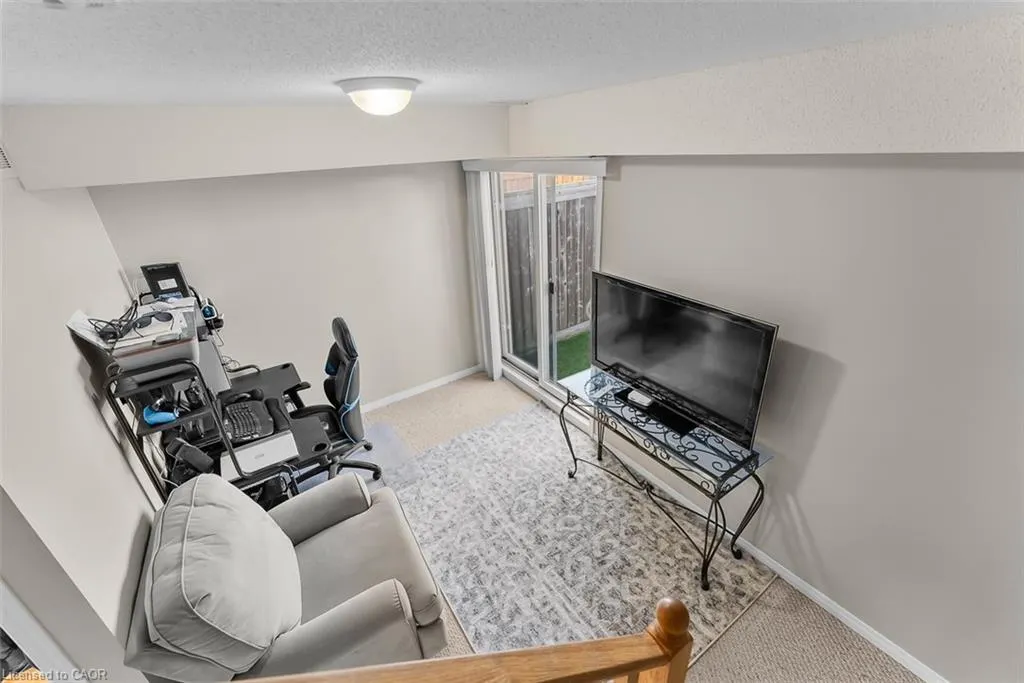 170 Dewitt Road, #9