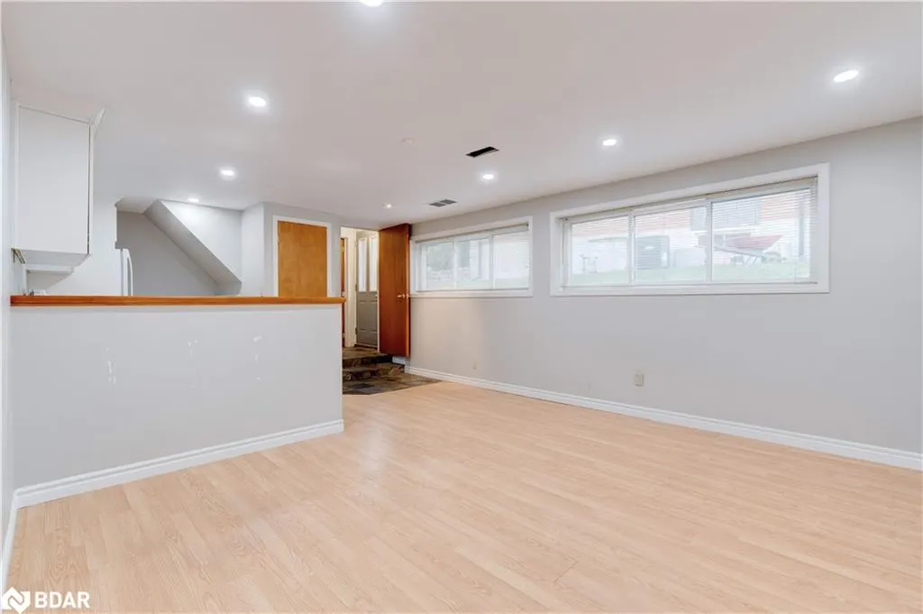 26 Sleepy Hollow Court