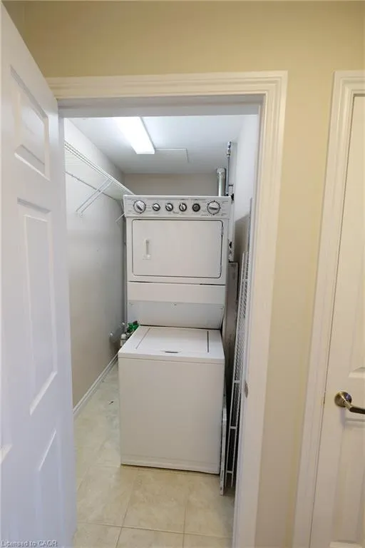 2 Colonial Drive, #302