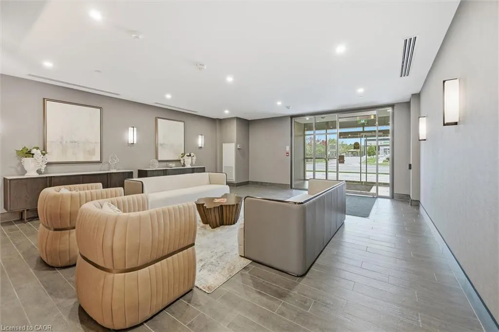 470 Dundas Street E, #613