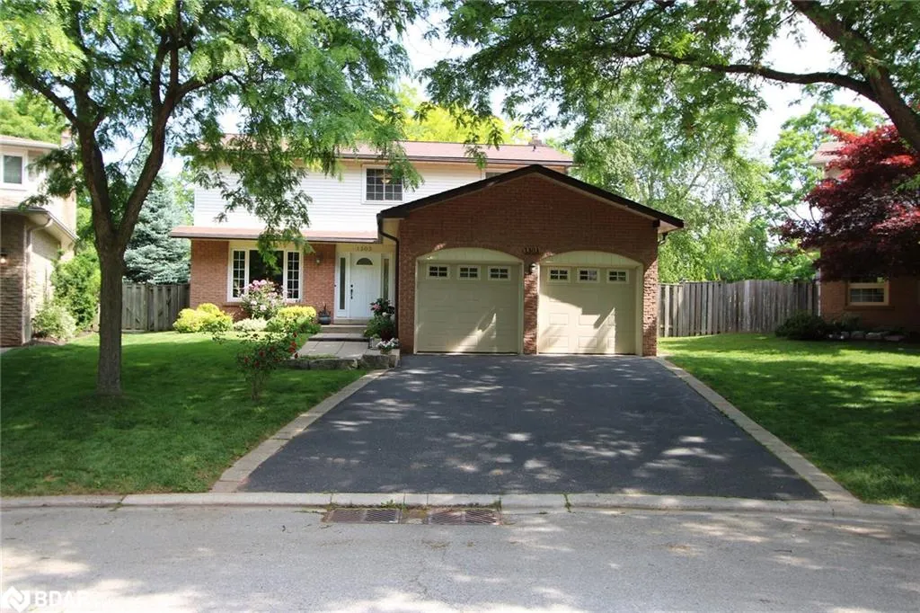 1303 Henley Place