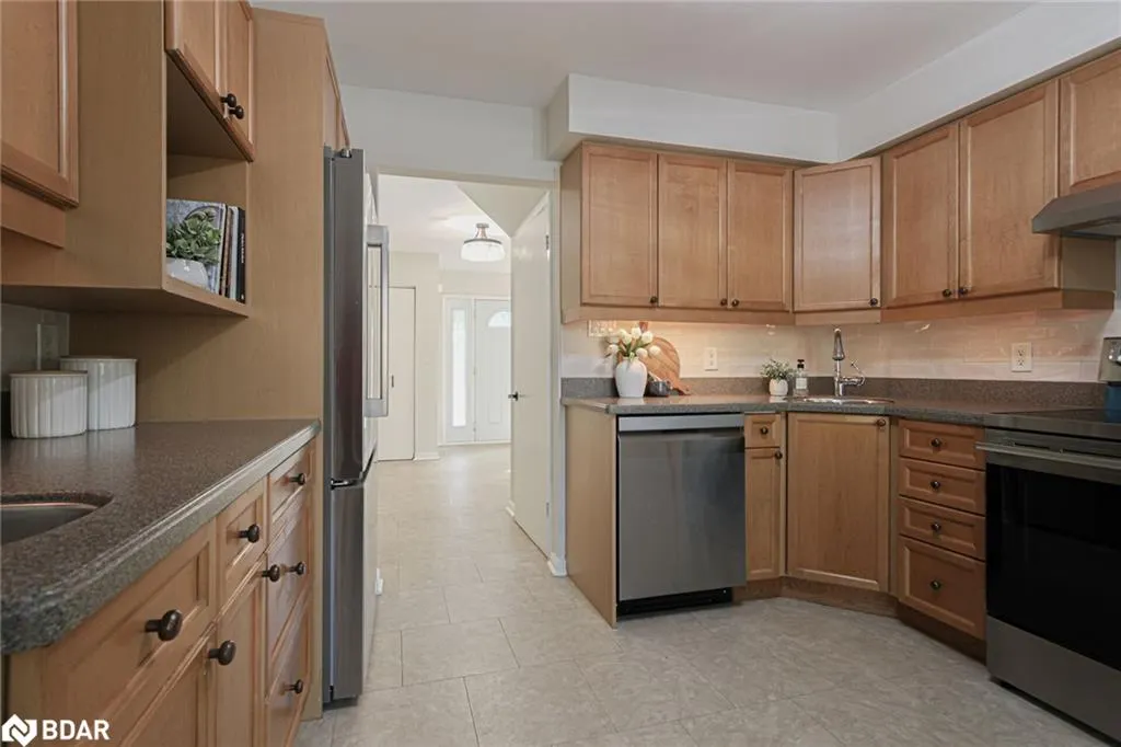 1303 Henley Place