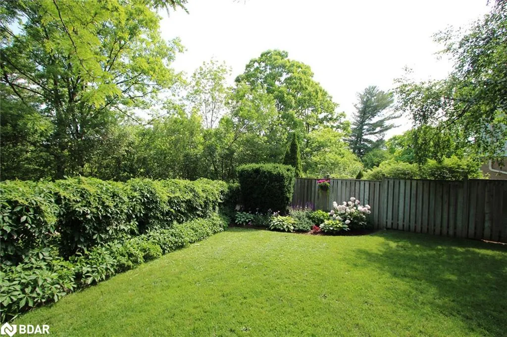 1303 Henley Place