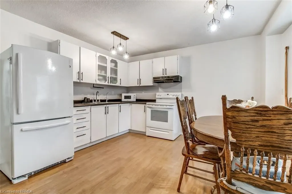 24 Coachwood Road, #6