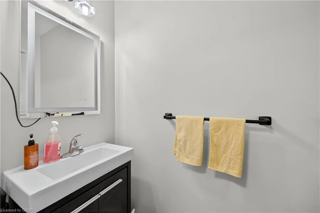 860 Rymal Square E, #86
