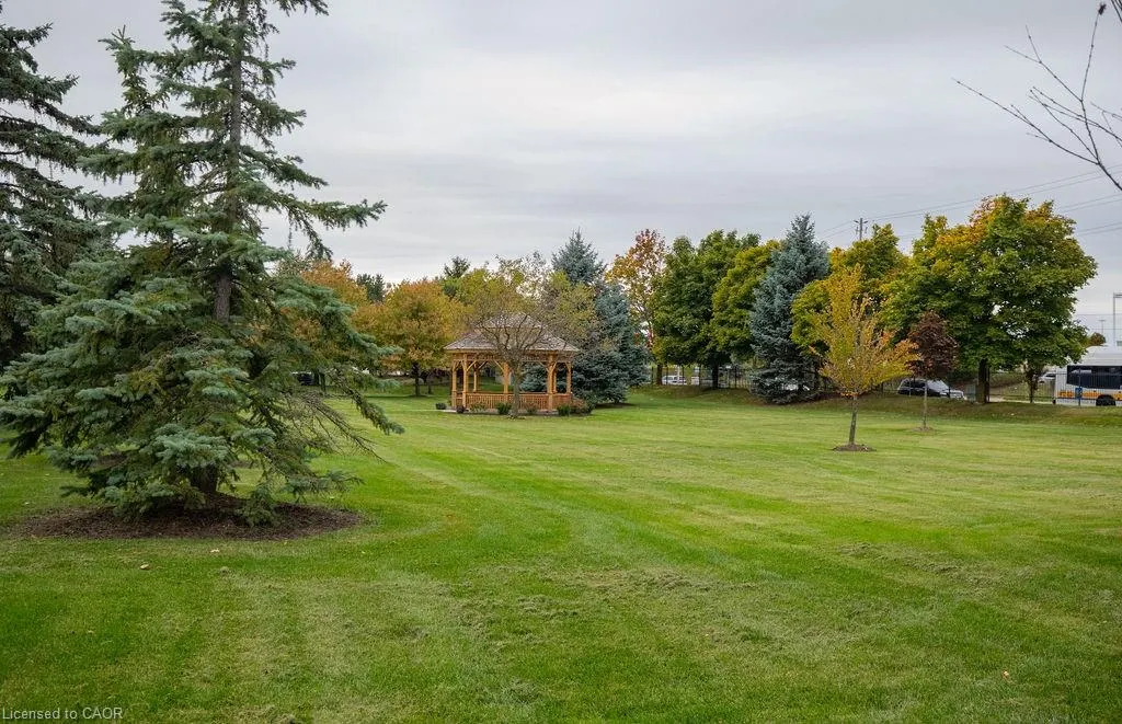 990 Golf Links Road, #202