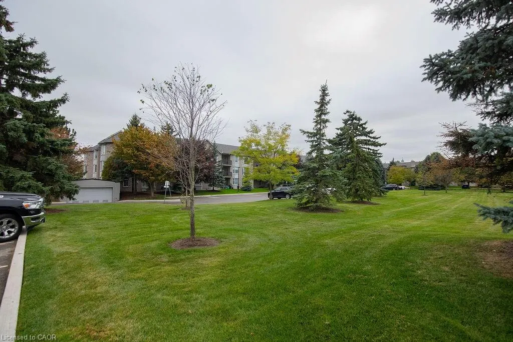 990 Golf Links Road, #202