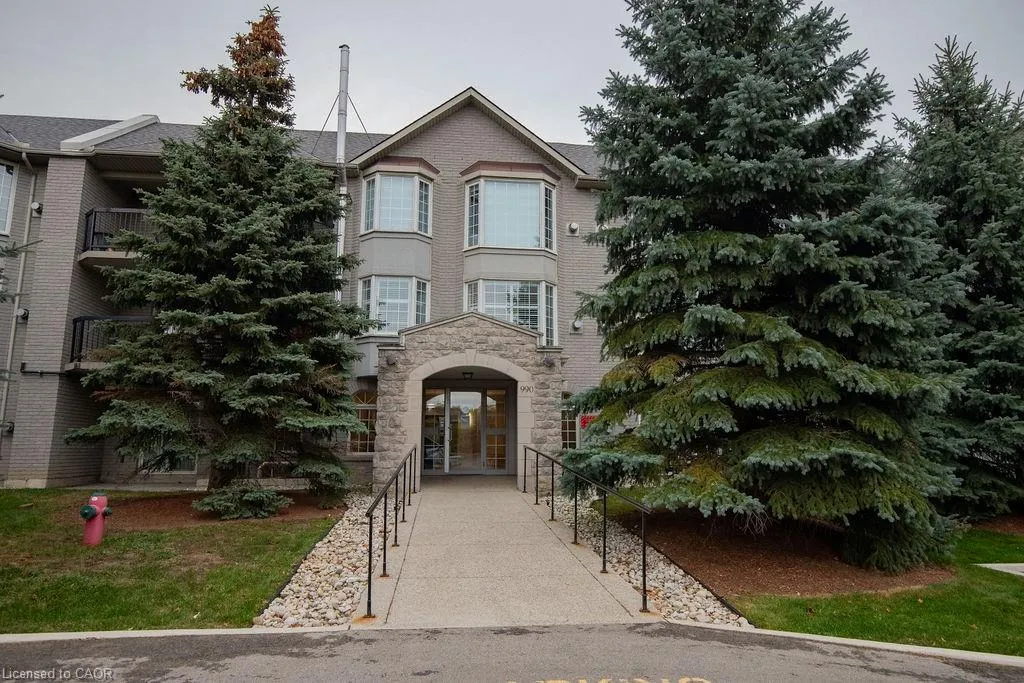 990 Golf Links Road, #202