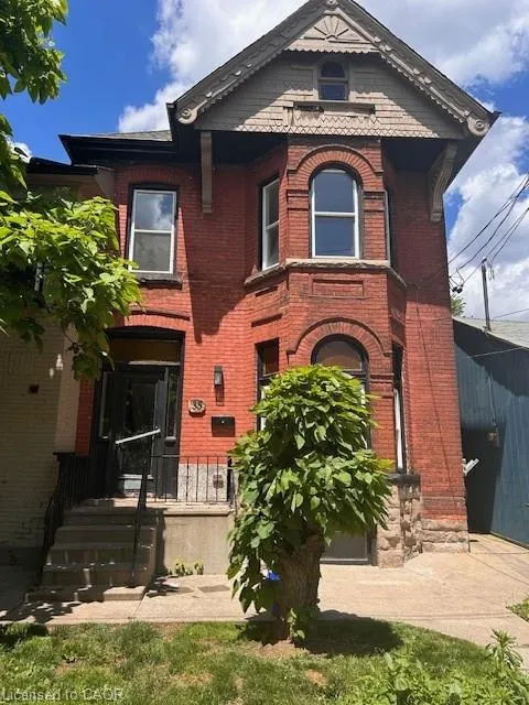33-35 Wood Street E
