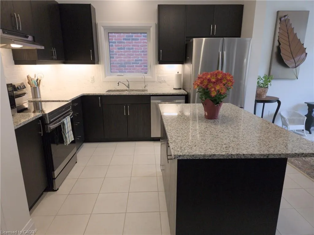 293 Chokecherry Crescent