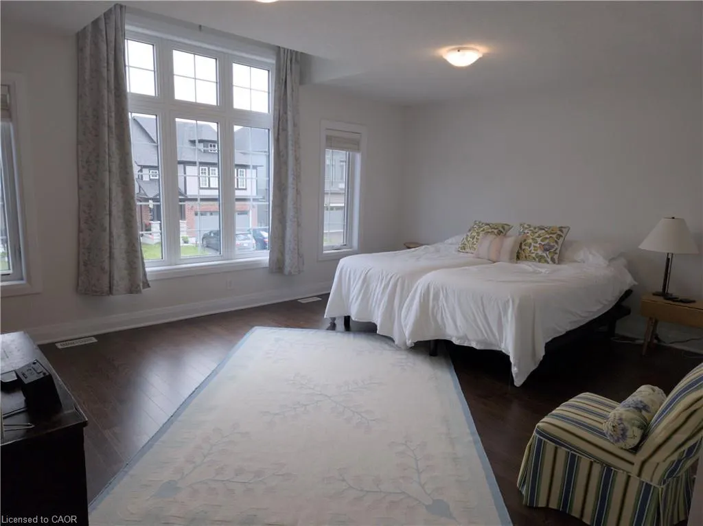 293 Chokecherry Crescent