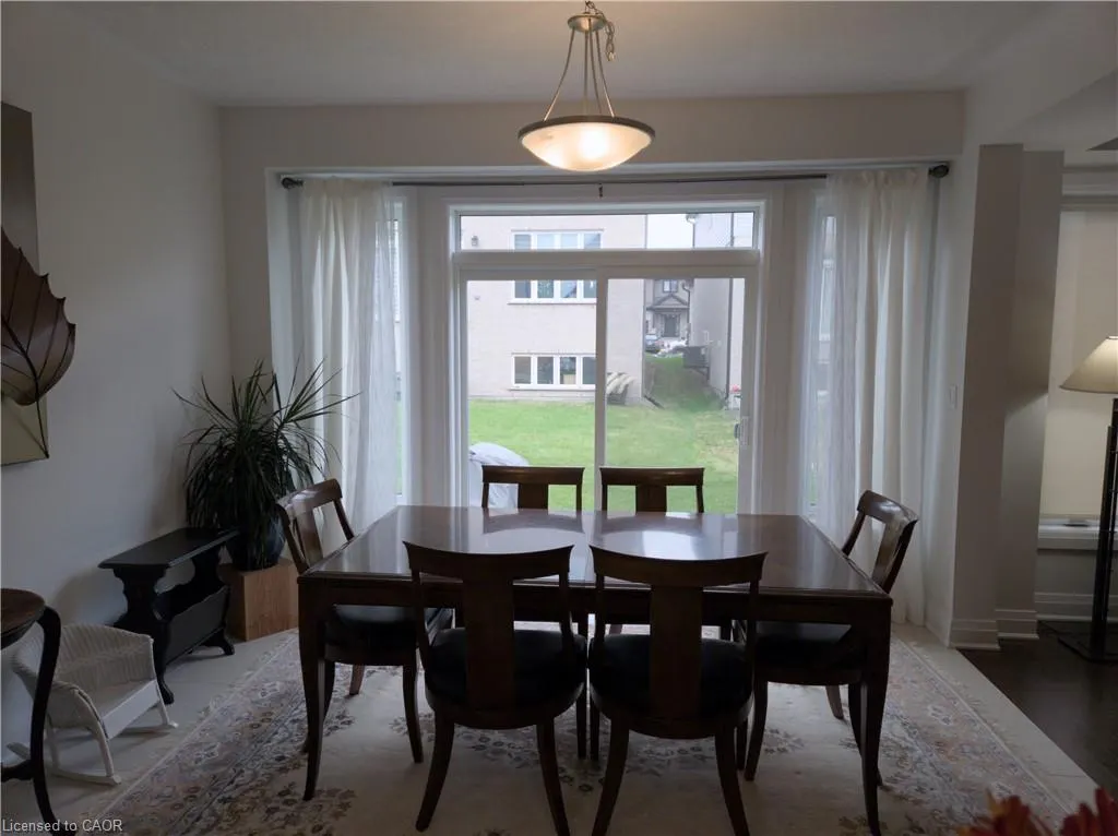 293 Chokecherry Crescent