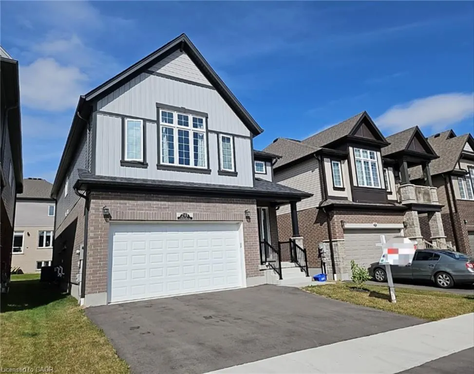 293 Chokecherry Crescent