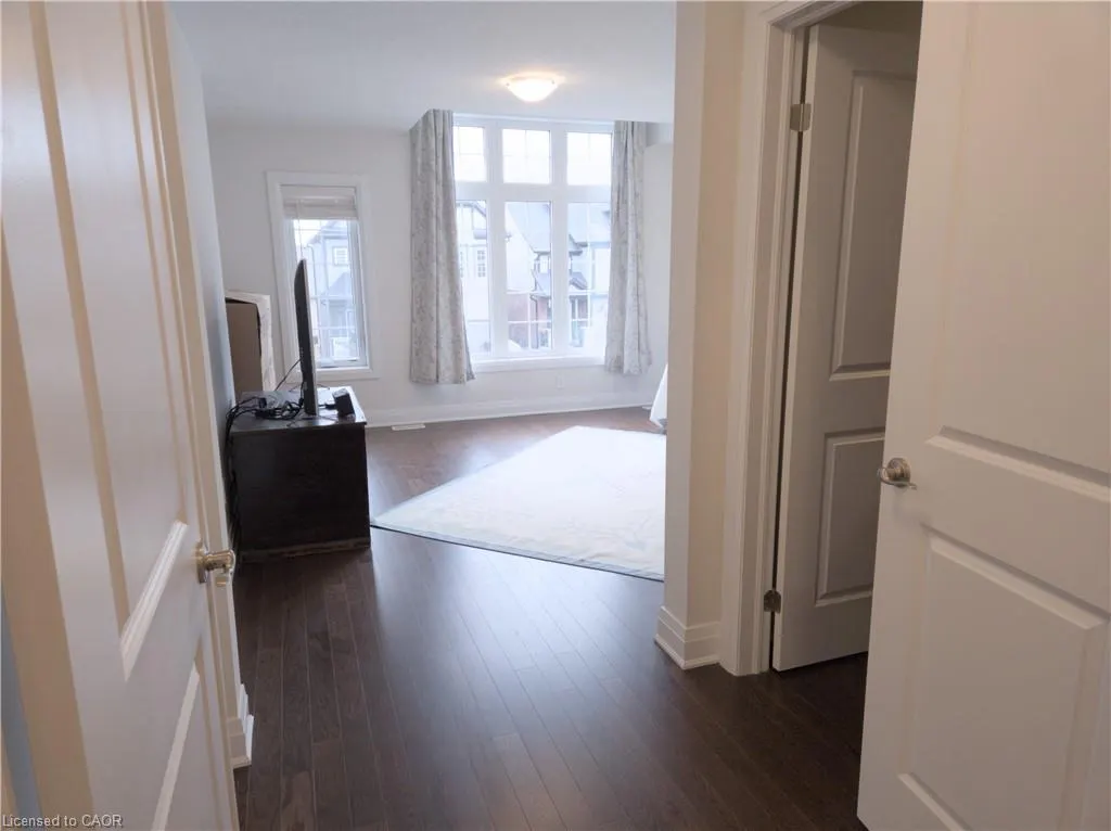 293 Chokecherry Crescent