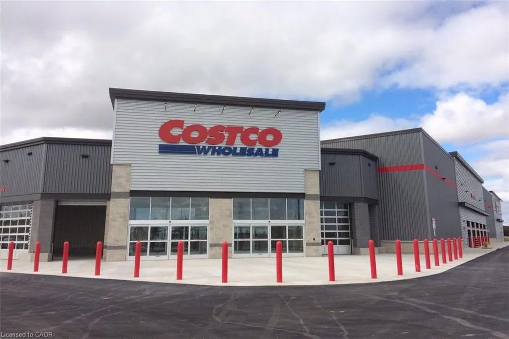 293 Chokecherry Crescent