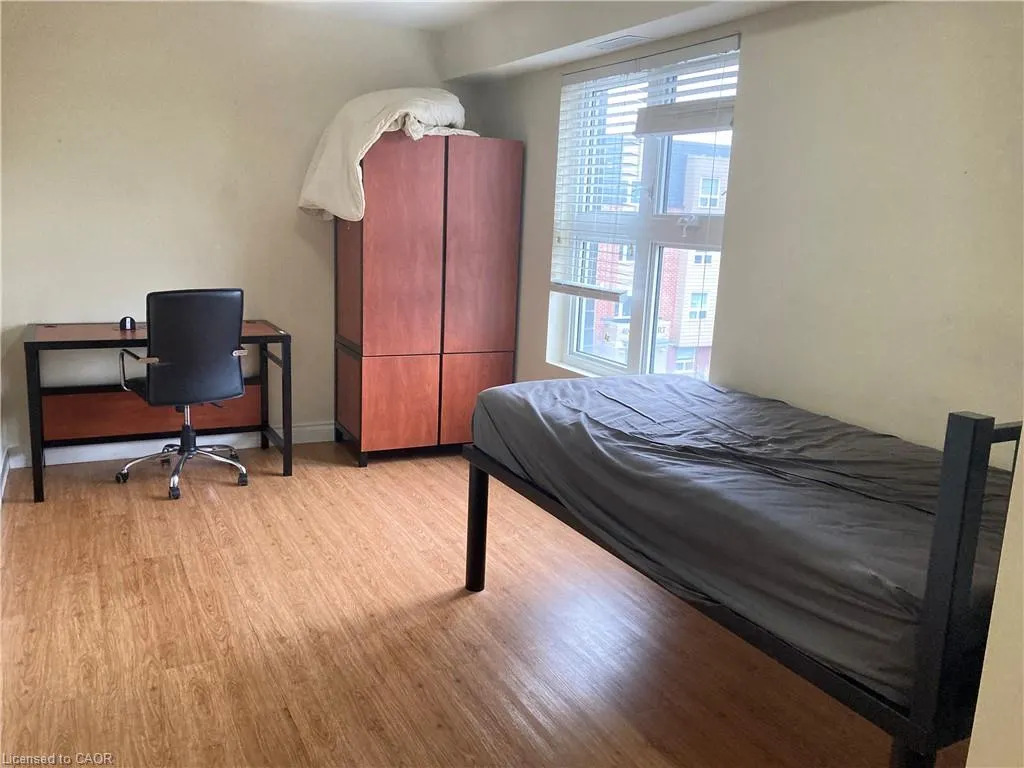 392 Albert Street, #302