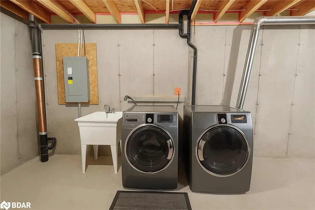 1491 Plains Road W, #4