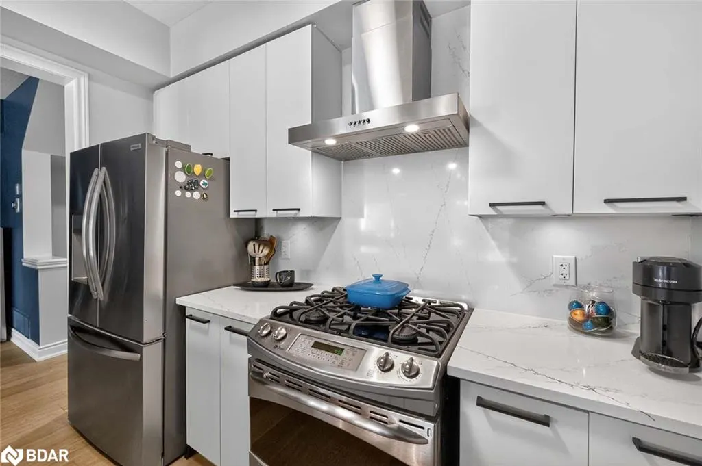 1491 Plains Road W, #4