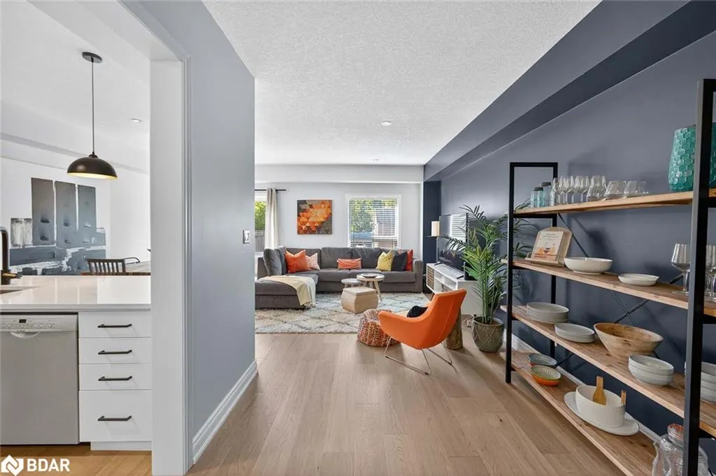 1491 Plains Road W, #4