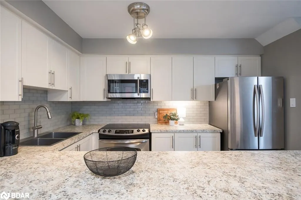 1701 Lampman Avenue, #302