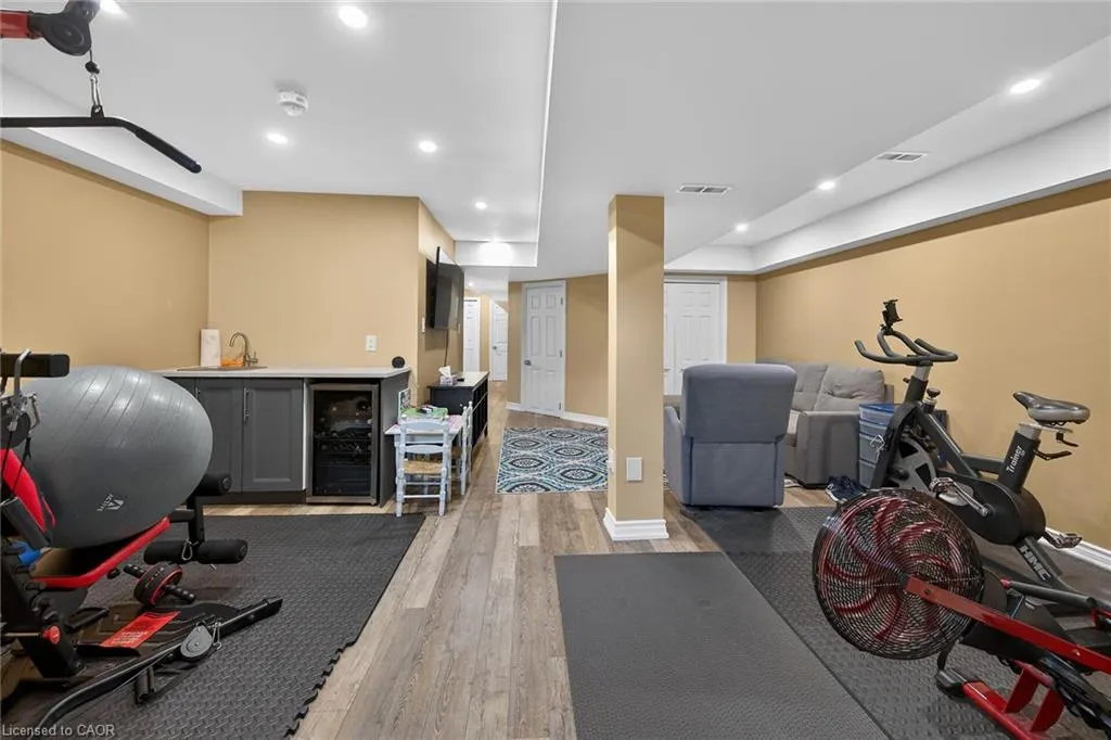 149 Kinsman Drive