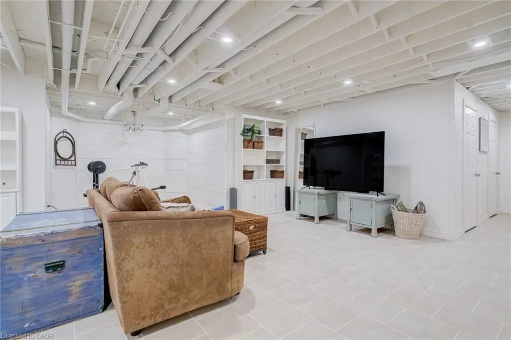 1097 Mineral Springs Road