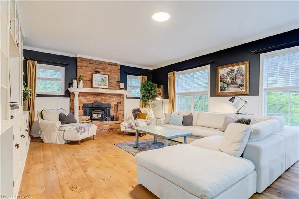 1097 Mineral Springs Road
