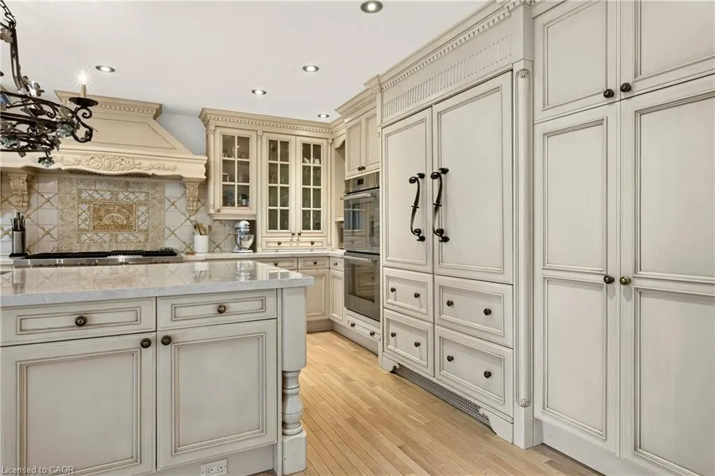 15 Peppertree Crescent