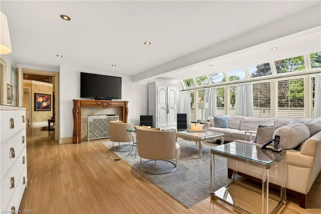 15 Peppertree Crescent