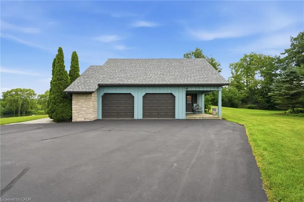 1046 Book Road W