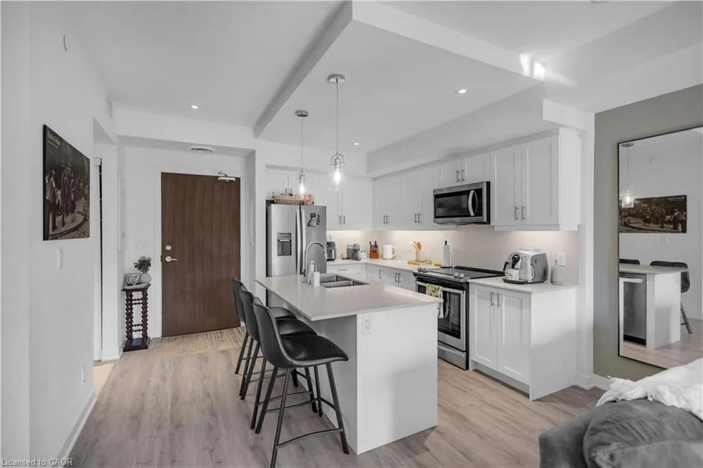 16 Markle Crescent #208