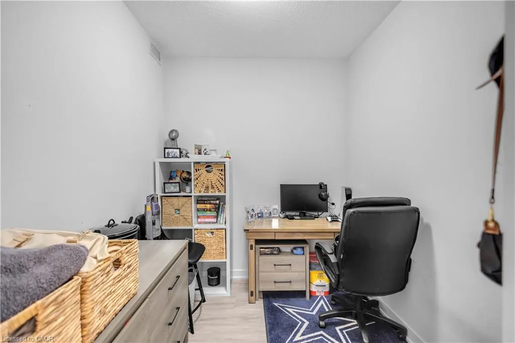 16 Markle Crescent #208