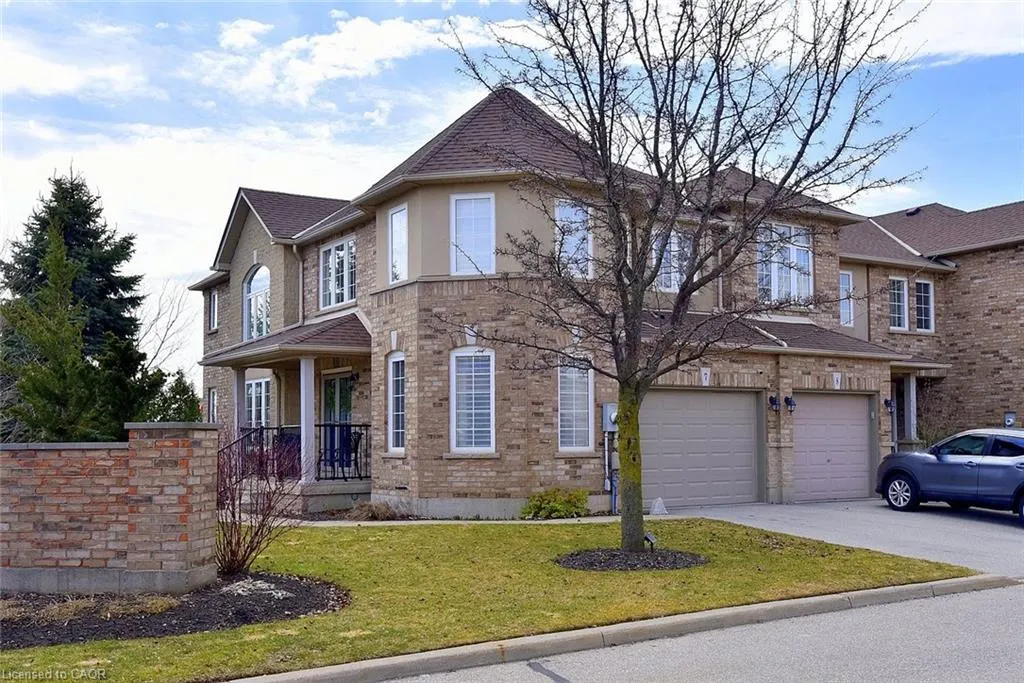 39 Panabaker Drive #7