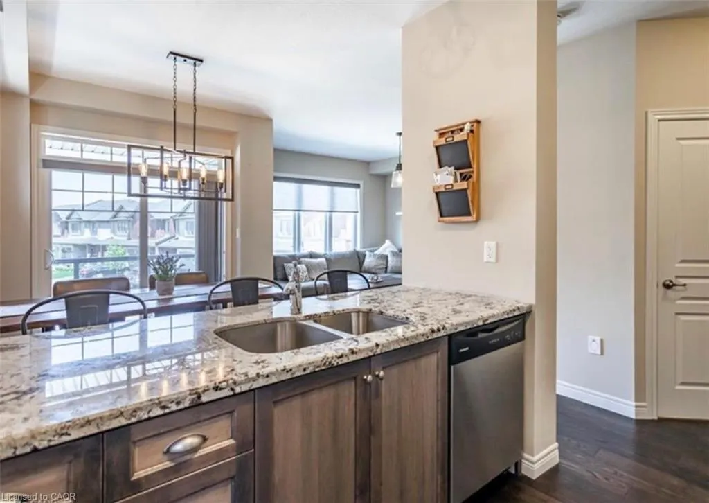 10 Egleston Lane