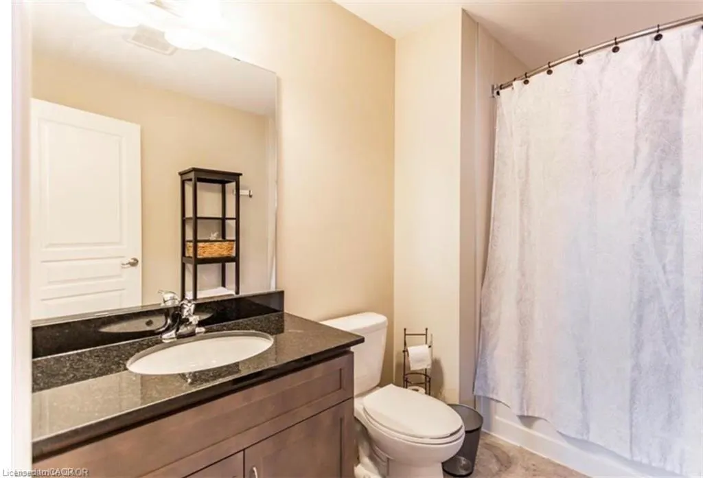 10 Egleston Lane