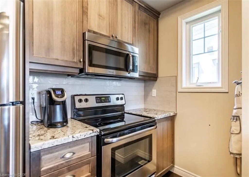 10 Egleston Lane