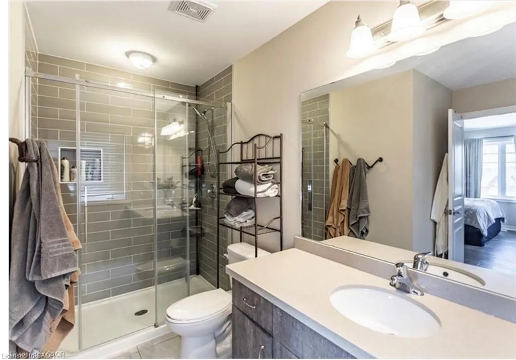 10 Egleston Lane