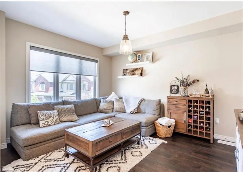 10 Egleston Lane