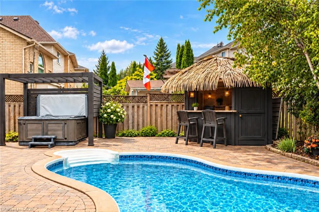 18 Pelham Drive