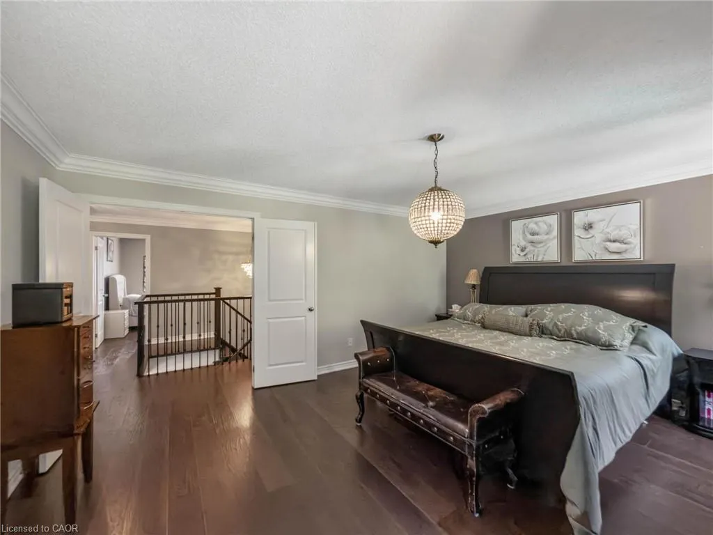 80 Sutherland Crescent
