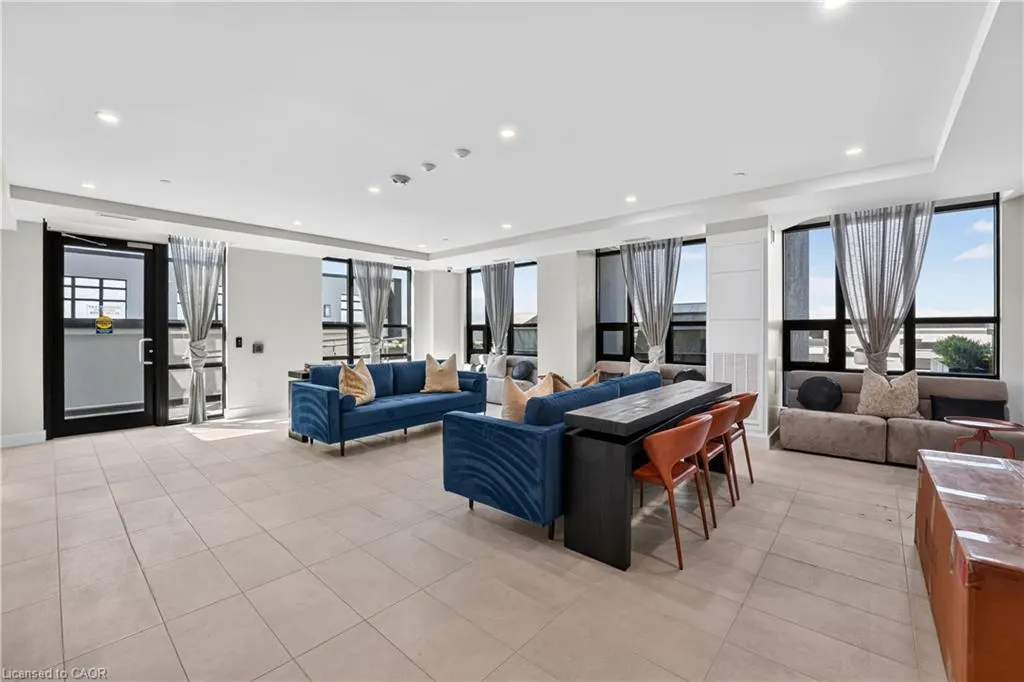461 Green Road #304