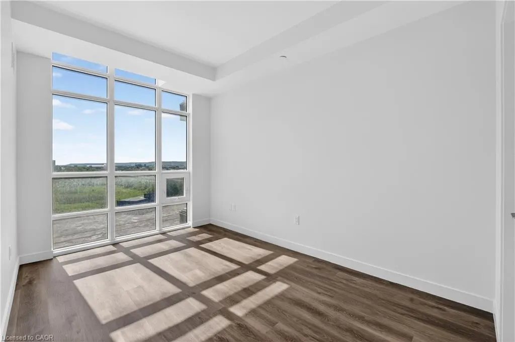 461 Green Road #606