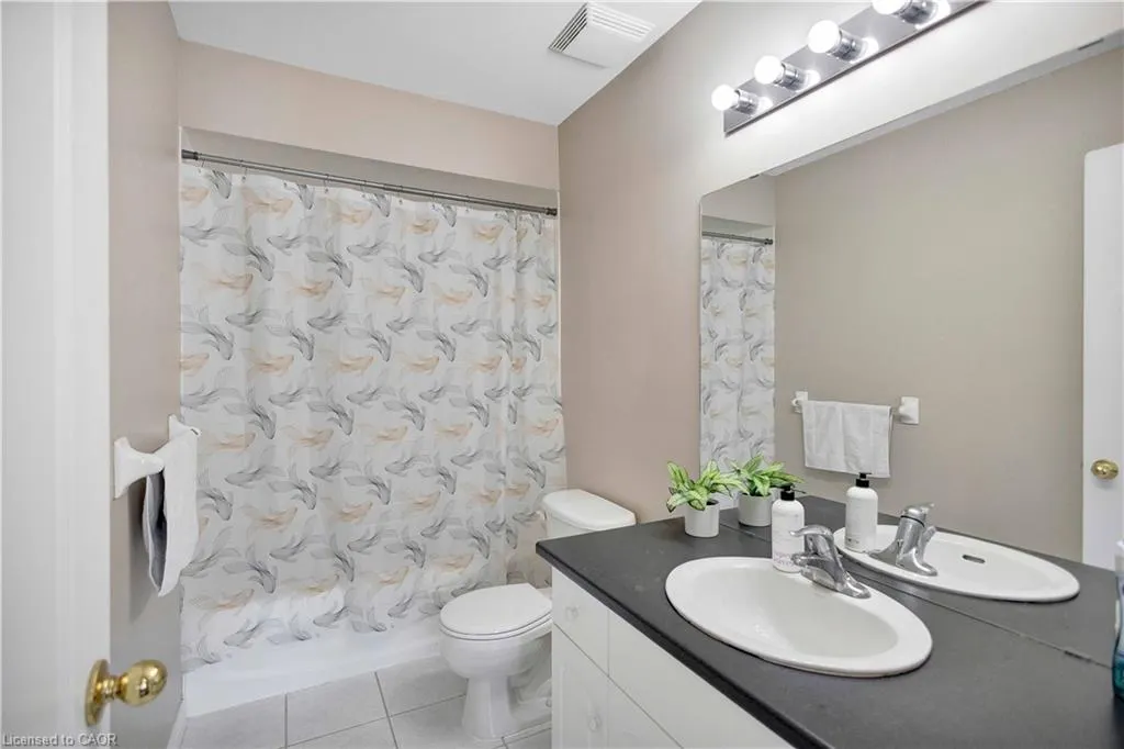 232 Stonehenge Drive #8