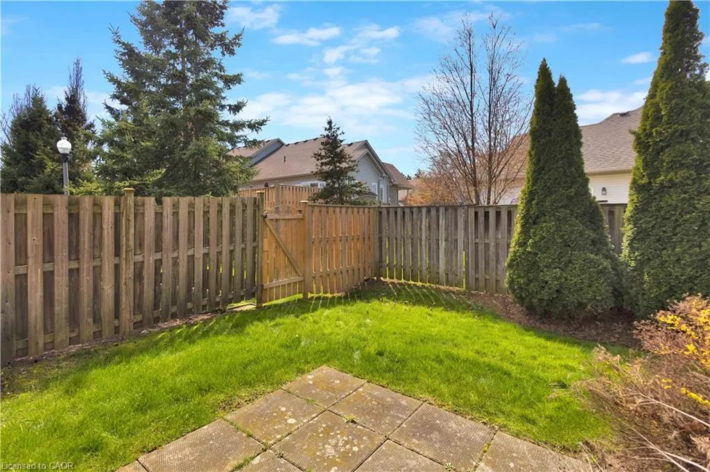 232 Stonehenge Drive #8