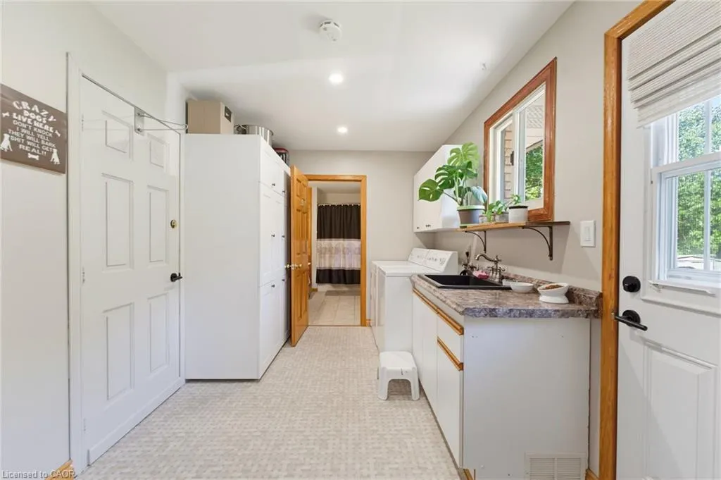 3226 Indian Trail